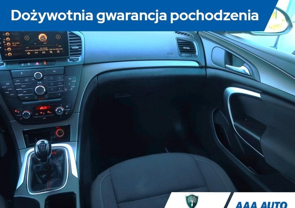 Opel Insignia cena 27000 przebieg: 233708, rok produkcji 2012 z Skórcz małe 137